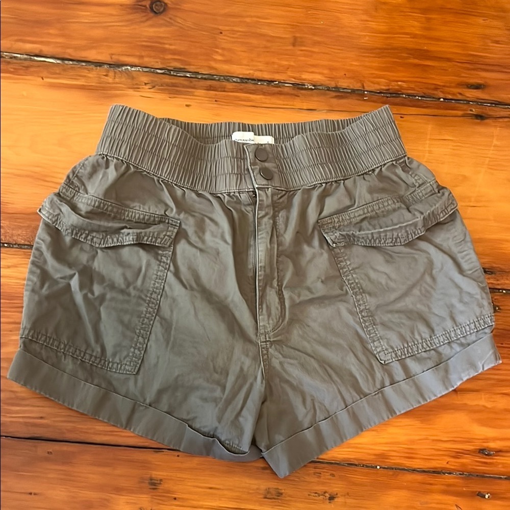 Abercrombie & Fitch Olive Cargo Shorts